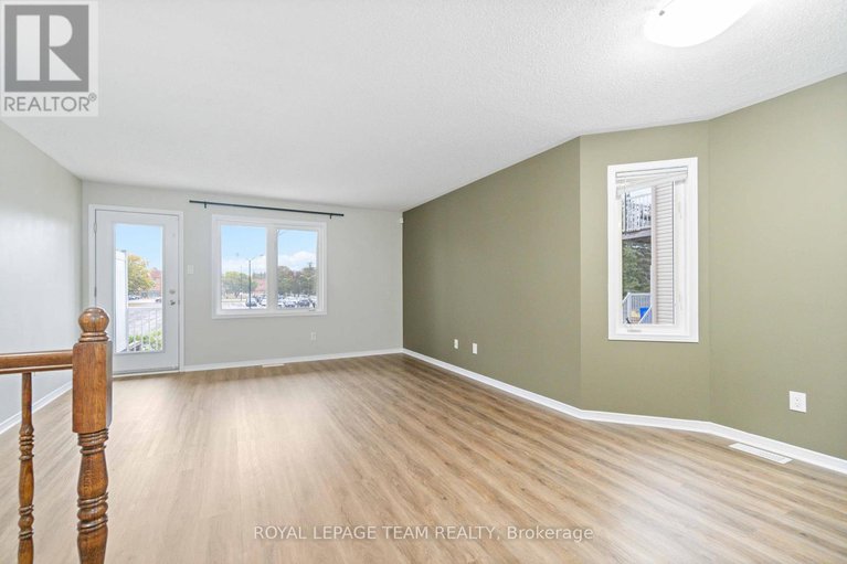 28826087/259-fir-lane/kemptville/north-grenville/ontario/K0G1J0_12