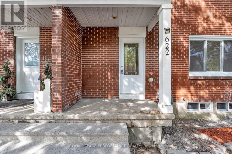 28502745/622-borthwick-avenue/castle-heightsrideau-high/ottawa/ontario/K1K2L9_2