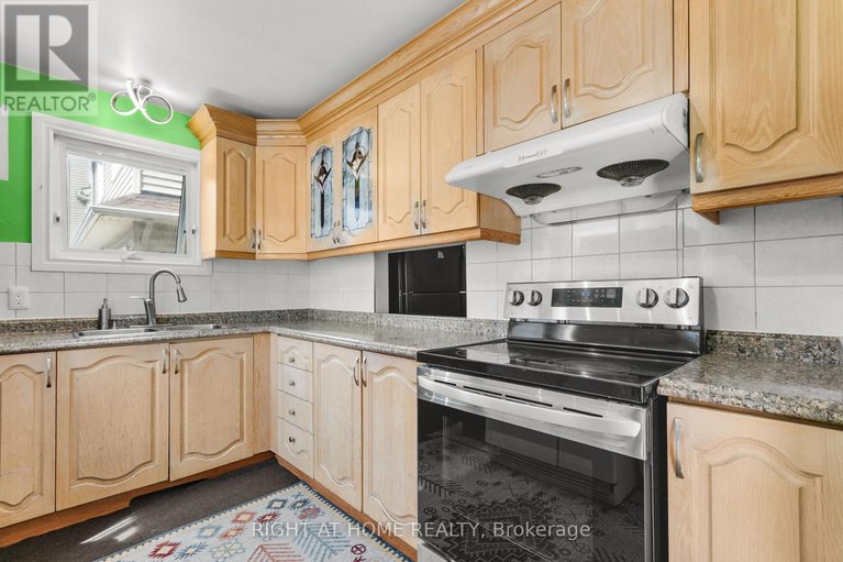 28864705/3142-dumaurier-avenue/fairfield-heights/ottawa/ontario/K2B8R1_9