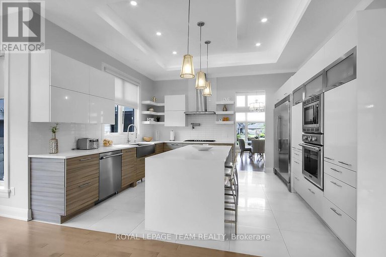 28941277/525-leimerk-court/manotick-village-manotick-estates/ottawa/ontario/K4M0B2_17