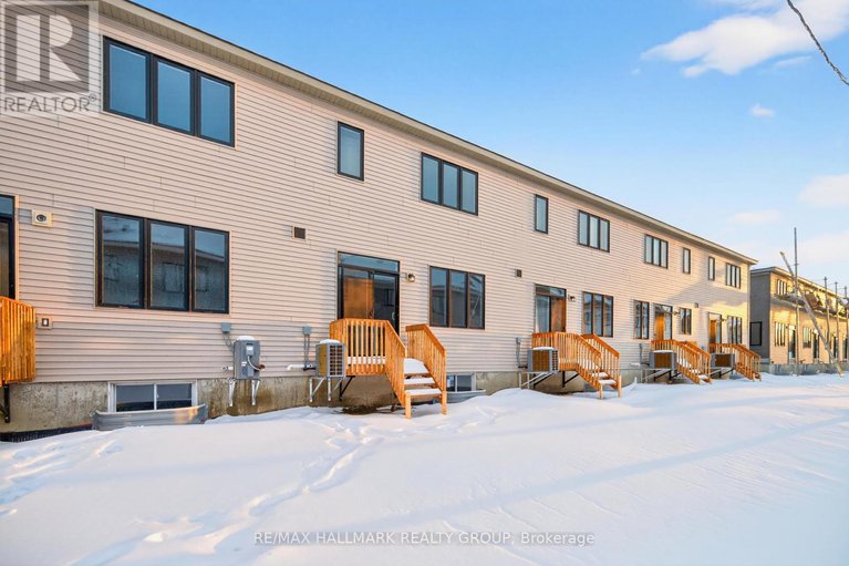 29298079/887-eileen-vollick-crescent/morgans-grantsouth-march/ottawa/ontario/K2W0M9_38