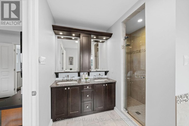 29624464/206-ancaster-avenue/woodroffe/ottawa/ontario/K2B5B3_23