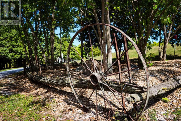 28840439/2-champagne-street/north-stormont-finch-twp/north-stormont/ontario/K0A1R0_47