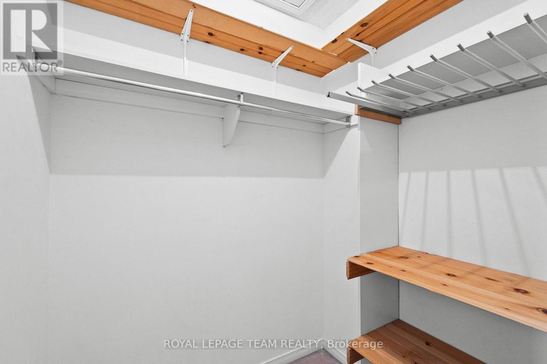 28867147/16-baton-court/katimavik/ottawa/ontario/K2L4C8_17