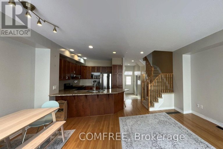 29454048/294-waymark-crescent/emerald-meadowstrailwest/ottawa/ontario/K2M0A5_11