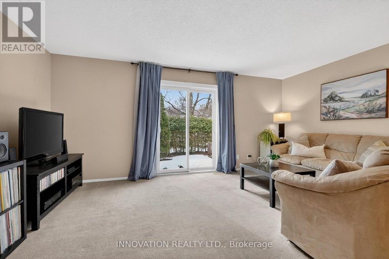 29517554/416-sandhamn-private/hunt-club-parkgreenboro/ottawa/ontario/K1T2Y9_11