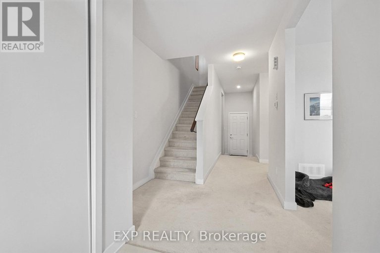 28611838/6323-perth-street/btwn-franktown-rd-fallowfield-rd/ottawa/ontario/K0A2Z0_6