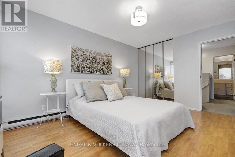 29301738/116-3445-uplands-drive/hunt-club/ottawa/ontario/K1V9N5_23