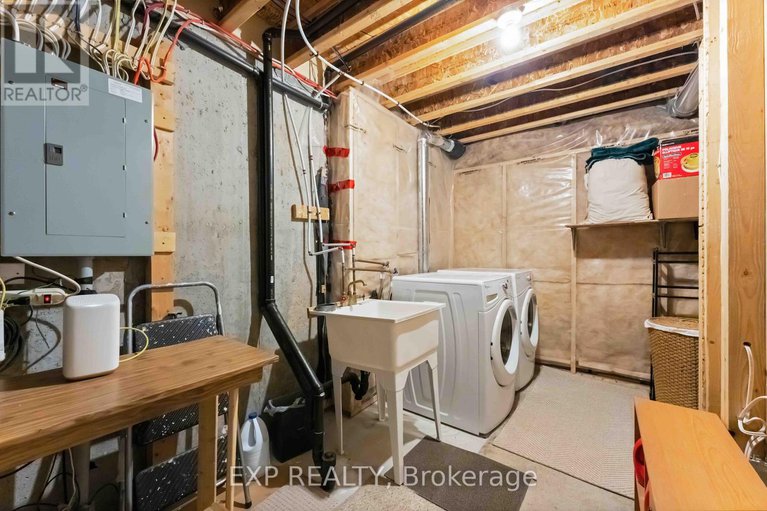 29014545/438-haresfield-court/riverside-southgloucester-glen/ottawa/ontario/K4M0B6_35