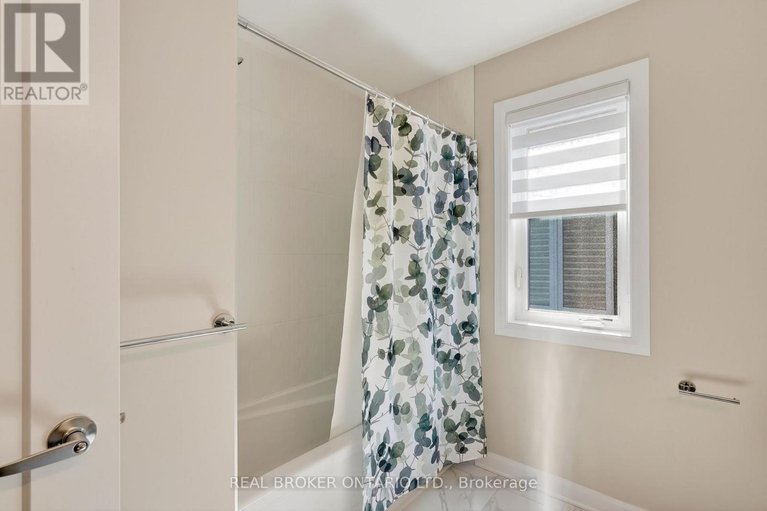 29584603/548-anchor-circle/mahogany-community/ottawa/ontario/K2B7Z5_30