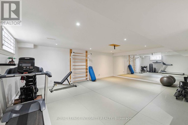 28616420/612-besserer-street/sandy-hill/ottawa/ontario/K1N6C9_32