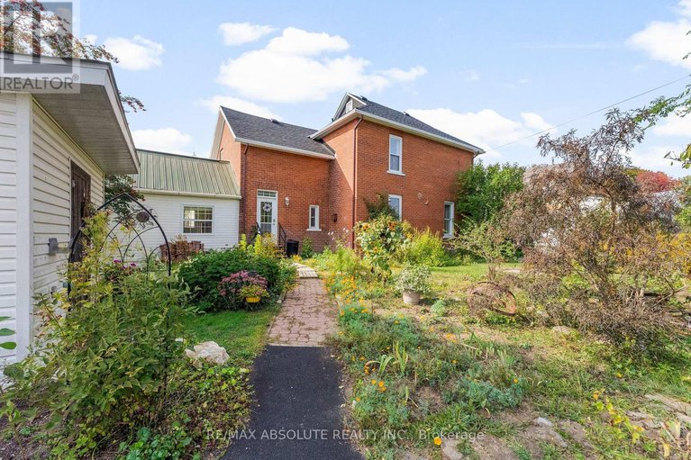 28912735/167-macfarlane-street/pakenham/mississippi-mills/ontario/K0A2X0_35
