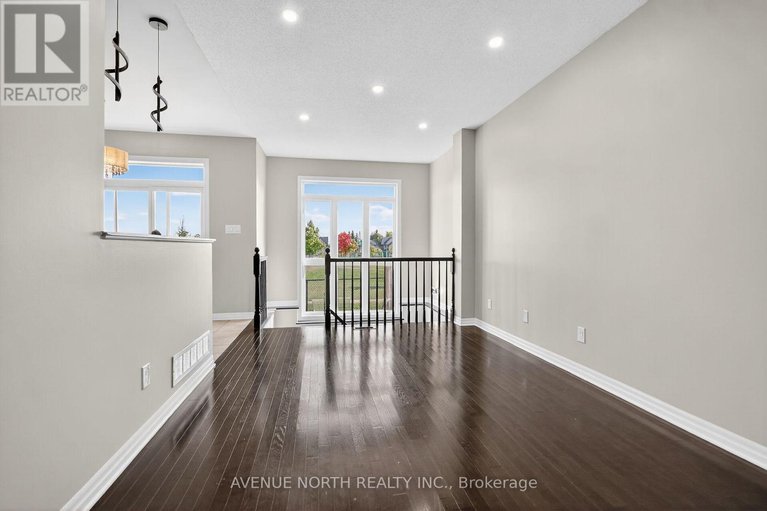 29081355/629-sunburst-street/leitrim/ottawa/ontario/K1T0L1_38