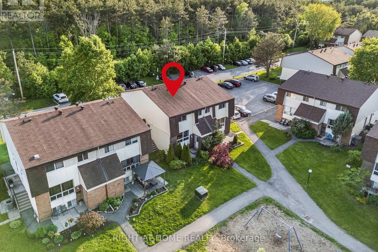 28426609/23d-forester-crescent/westcliffe-estates/ottawa/ontario/K2H8Y1_26