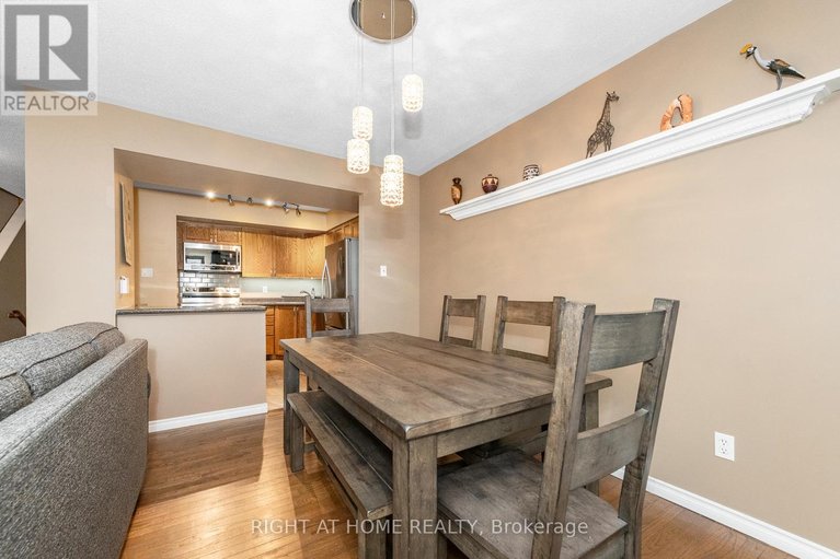 29615079/2034-p-avenue/eastway-gardensindustrial-park/ottawa/ontario/K1G6G7_15