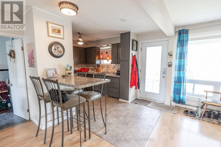 28395062/6223-164th-avenue/south-glengarry-lancaster-twp/south-glengarry/ontario/K0C1E0_13