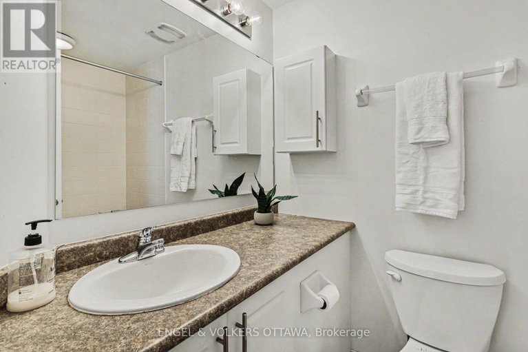 29450106/b-300-meilleur-private/vanier/ottawa/ontario/K1L0A2_31