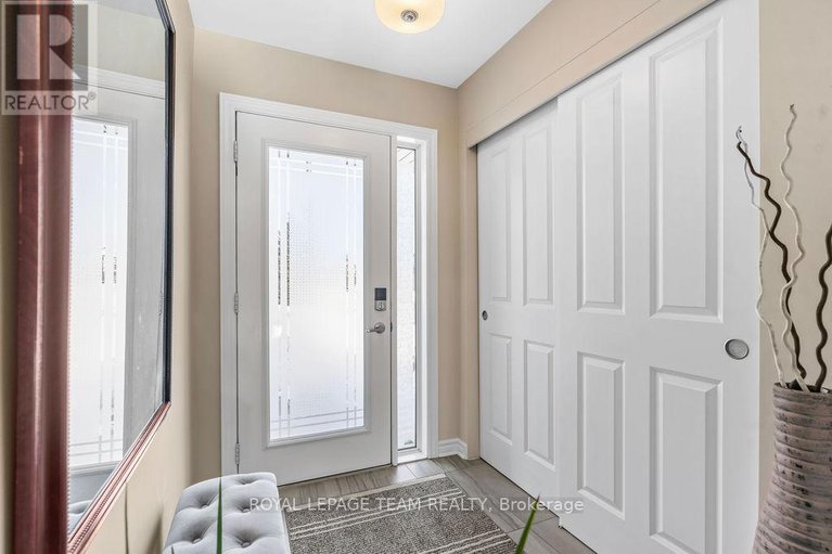 29379773/94-nutting-crescent/riverside-southgloucester-glen/ottawa/ontario/K4M0E2_3