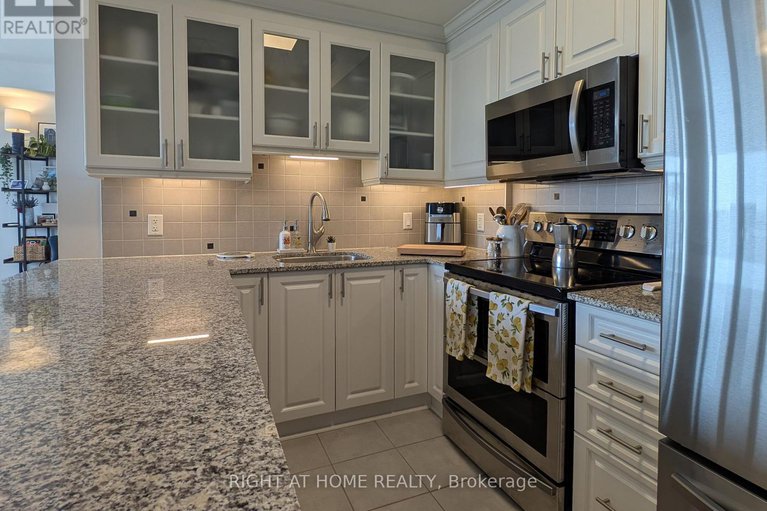 29403608/1804-70-landry-street/vanier/ottawa/ontario/K1L0A8_10