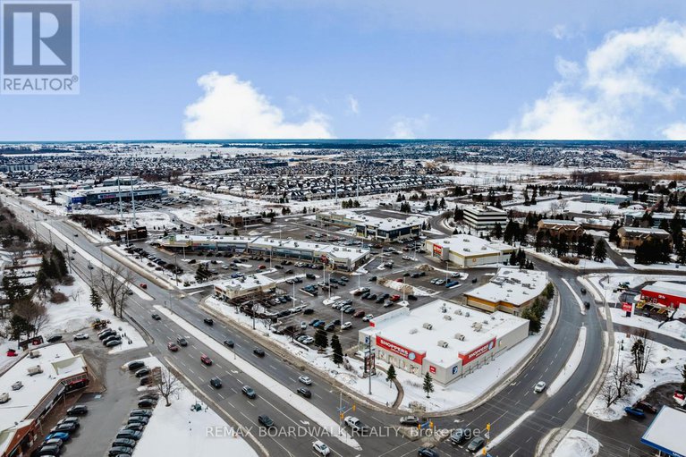 29437074/38-courtney-road-w/glencairnhazeldean/ottawa/ontario/K2L1L8_35