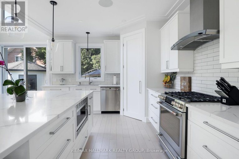 28840956/668-mansfield-avenue/laurentianview/ottawa/ontario/K2A2T6_18