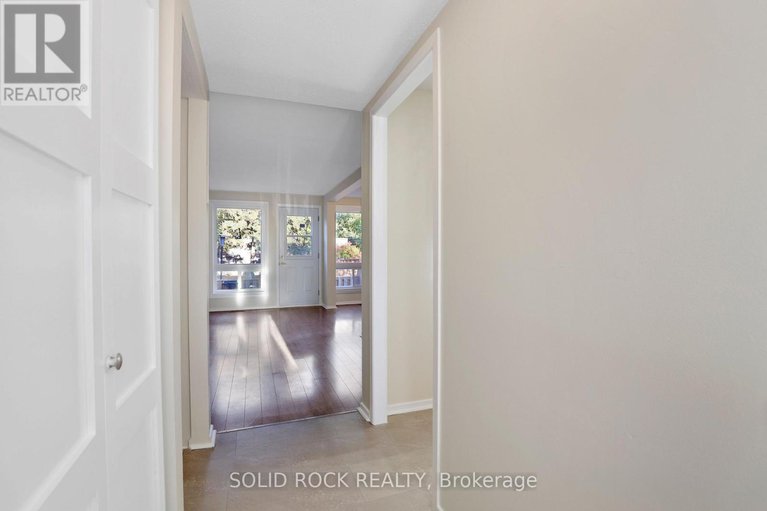 28978991/35-thistledown-court/pheasant-run/ottawa/ontario/K2J1J4_33