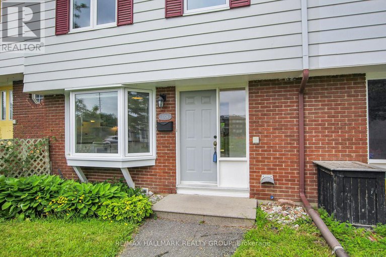 28491810/1326-morrison-drive/redwood-park/ottawa/ontario/K2H7L9_2