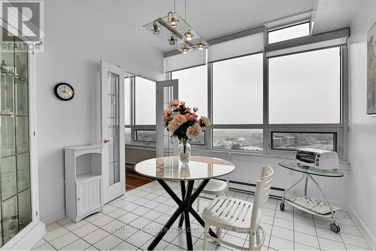 29474230/2702-1480-riverside-drive/riverview-park/ottawa/ontario/K1G5H2_12