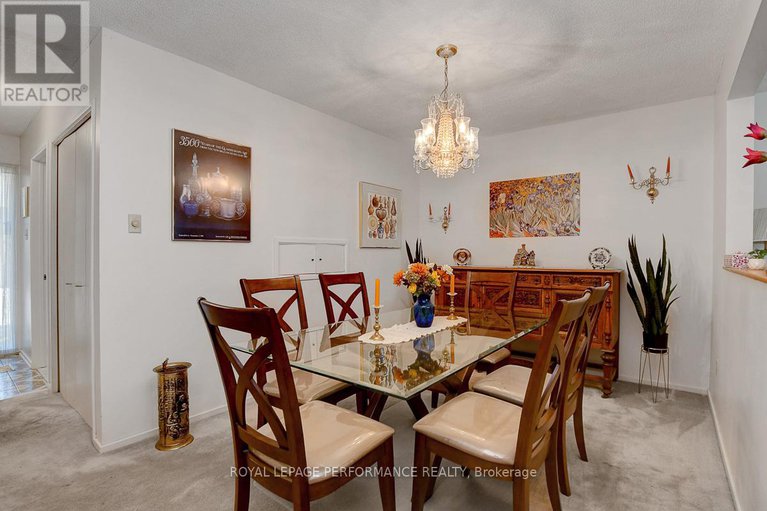 28835566/7-carmichael-court/beaverbrook/ottawa/ontario/K2K1K1_8
