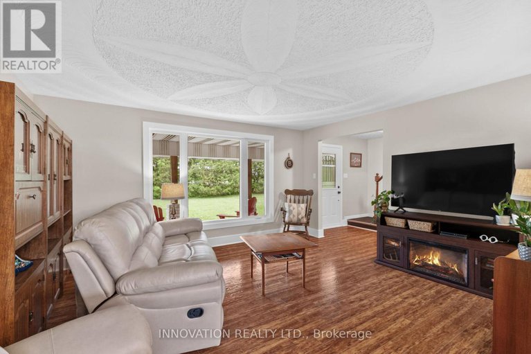28975542/1424-notre-dame-street/russell-twp/russell/ontario/K0A1W0_8