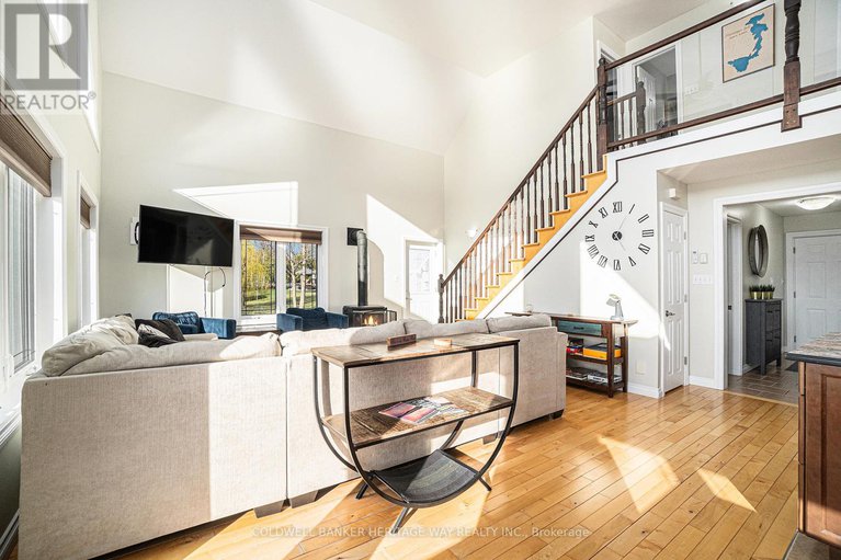 28226920/510-hillview-a-road/drummond-n-elmsley-drummond-twp/drummondnorth-elmsley/ontario/K7H3C8_6