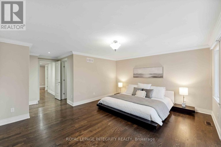 28616420/612-besserer-street/sandy-hill/ottawa/ontario/K1N6C9_16