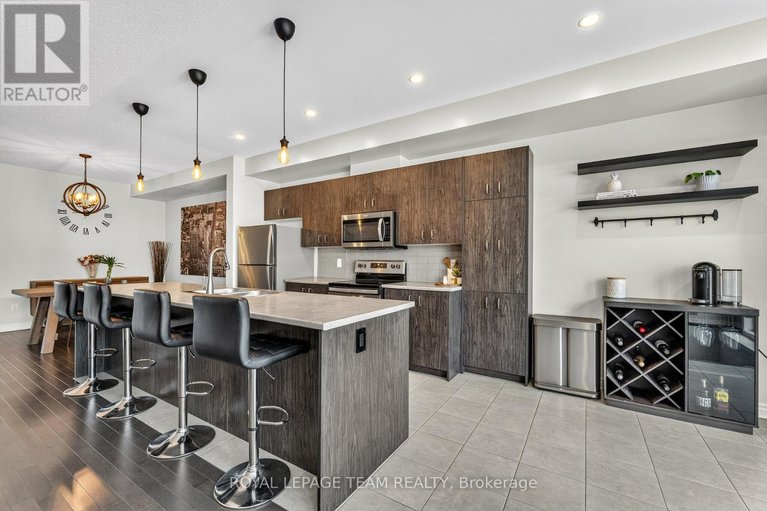 29608871/1214-cavallo-street/stittsville-south/ottawa/ontario/K2S0Z4_14