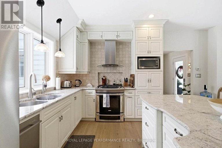 29401324/18537-stonehouse-point-road/south-glengarry-charlottenburgh-twp/south-glengarry/ontario/K6H5R5_9