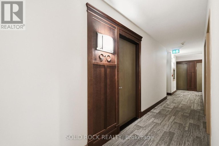 29649227/910-200-besserer-street/sandy-hill/ottawa/ontario/K1N0A7_16