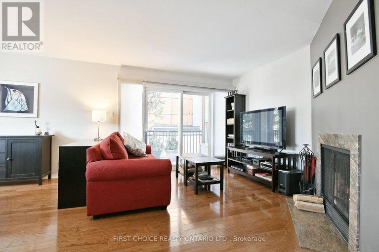 28951963/104-175-woodbine-place/old-ottawa-south/ottawa/ontario/K1S5M8_5