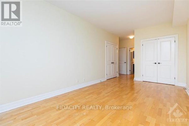 29401291/608-320-mcleod-street/ottawa-centre/ottawa/ontario/K2P1A3_8