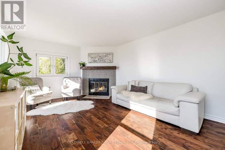 29050103/100-manion-heights-crescent/huntley-ward-south-west/ottawa/ontario/K0A1L0_5