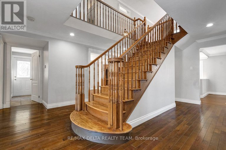 29424744/1662-hunters-run-drive-w/chapel-hill/ottawa/ontario/K1C2H3_5