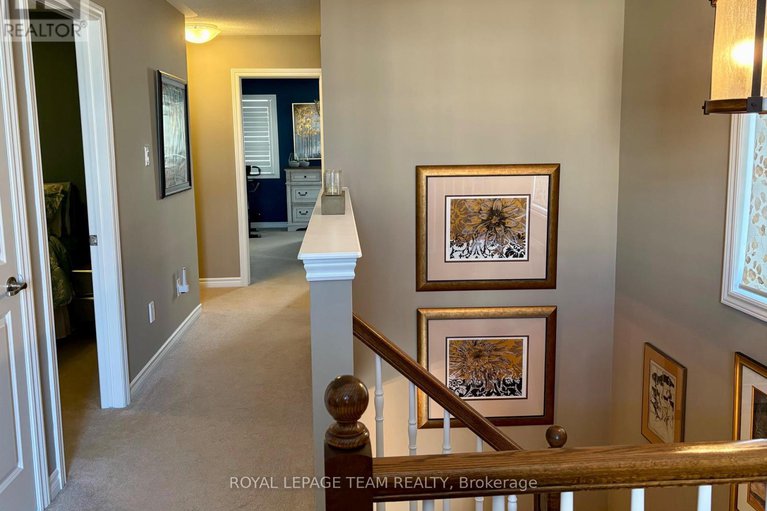 29339123/979-shimmerton-circle/emerald-meadowstrailwest/ottawa/ontario/K2M0L4_18