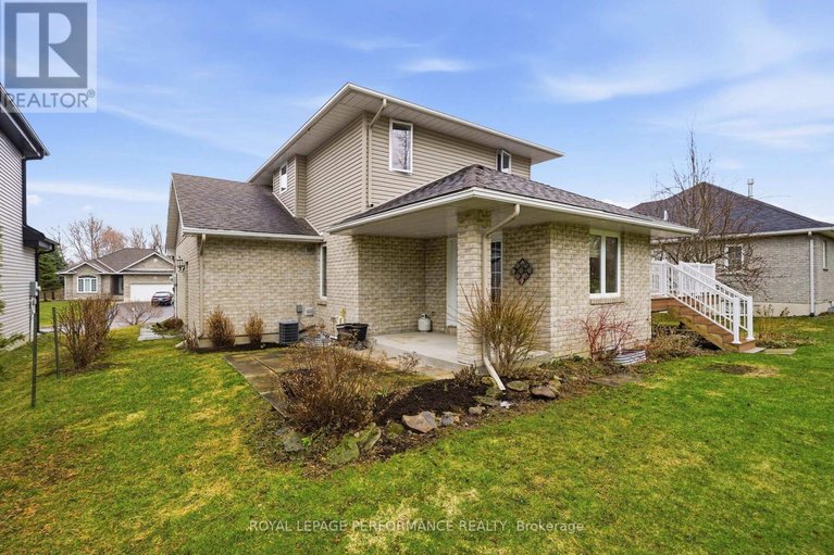 29593510/18353-lana-drive/south-glengarry-charlottenburgh-twp/south-glengarry/ontario/K6H7L9_39