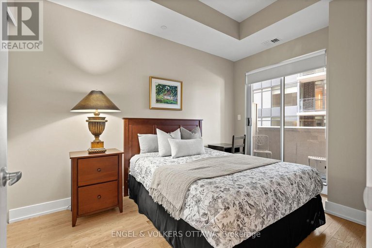 28995603/207-100-champagne-avenue-s/west-centre-town/ottawa/ontario/K1S4P4_24