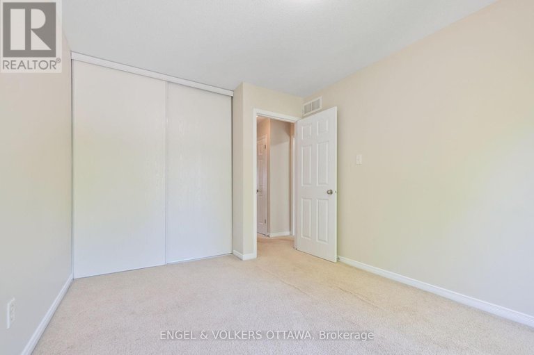 28517729/502-woodchase-street/morgans-grantsouth-march/ottawa/ontario/K2W1J4_36