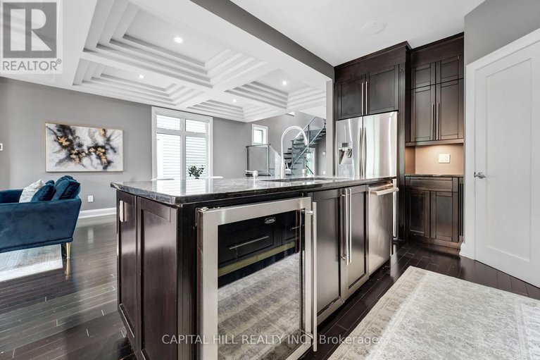 28598588/71-eleanor-drive/city-viewskylinefisher-heightsparkwood-hills/ottawa/ontario/K2E6A1_21