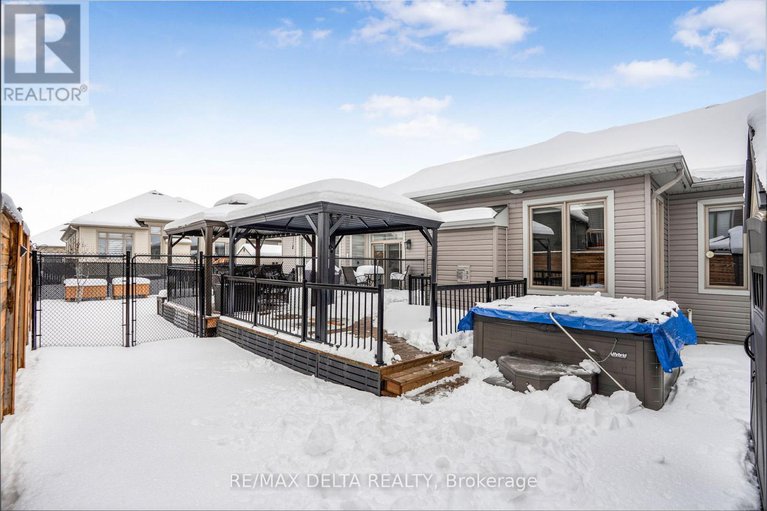 29195729/258-de-letang-street/town-of-rockland/clarence-rockland/ontario/K4K0K1_30