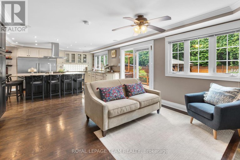 28424968/524-broadview-avenue/mckellarhighland/ottawa/ontario/K2A2L4_9