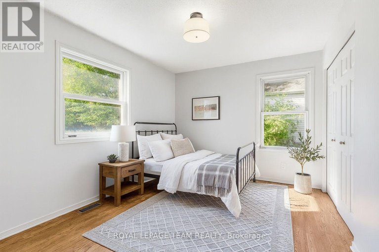 29036869/1102-cindy-hill-crescent/manotick-long-island-nicholls-island/ottawa/ontario/K4M1E8_25