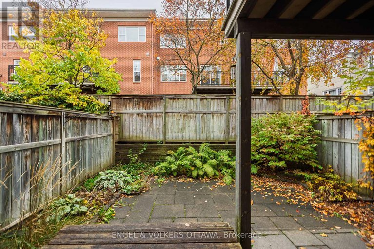 29030963/277-mart-circle/manor-park/ottawa/ontario/K1K4W2_40