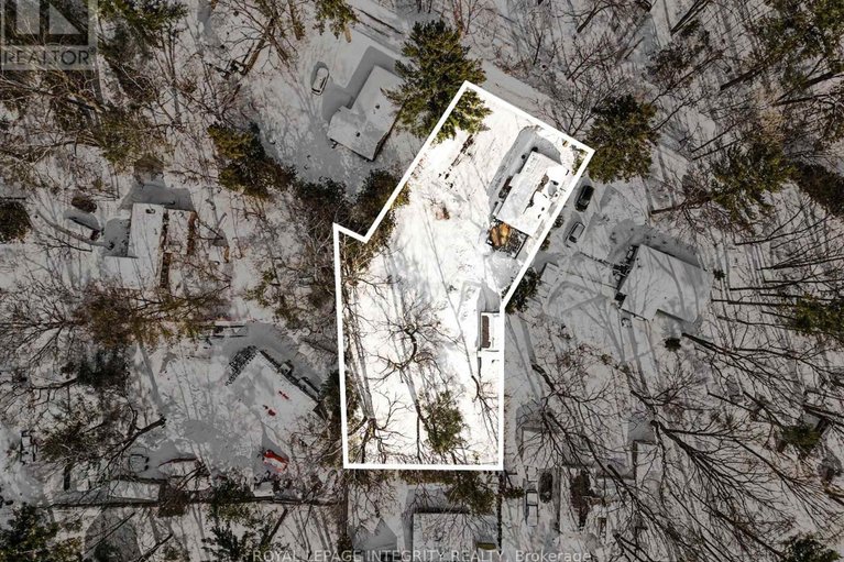 29413274/191-macmillan-lane/constance-bay/ottawa/ontario/K0A3M0_2