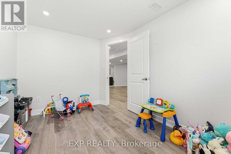 29368801/212-reisling-way/leitrim/ottawa/ontario/K1T0X1_46